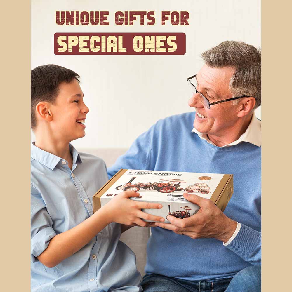 Steam Engine Wooden Locomotive Model — Red/Natural Wood, 3-Speed Collectible