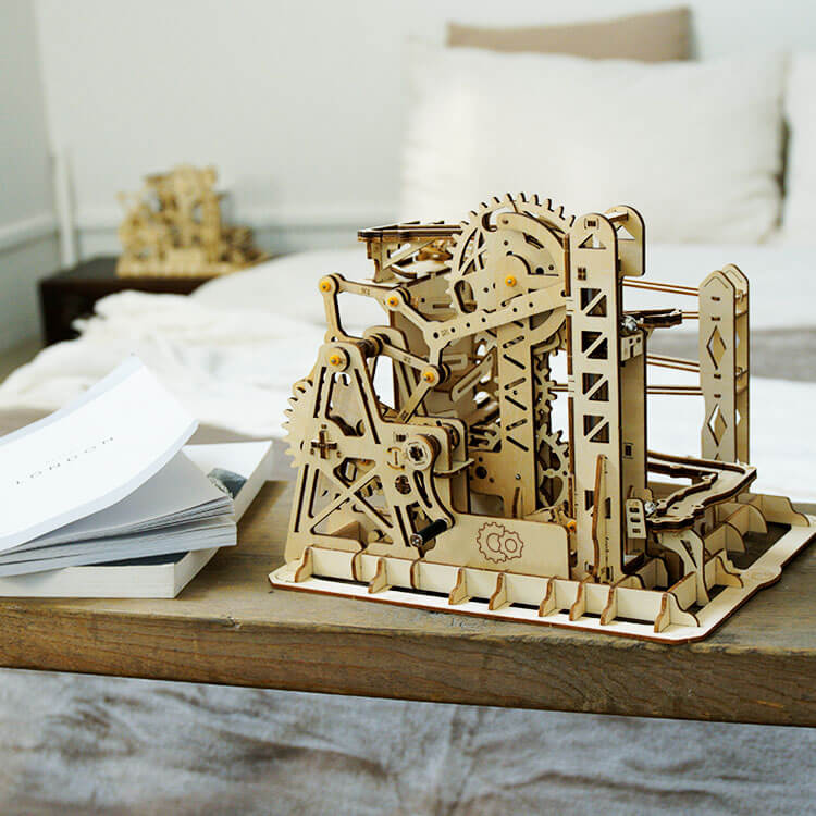 OUR BESTSELLER: Lift Climber — Wooden Marble Run Kit (Natural Beige Plywood)