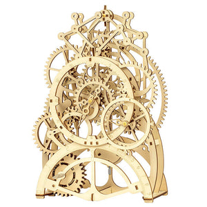 Pendulum clock with winding mechanism