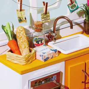 Jason's Kitchen dollhouse
