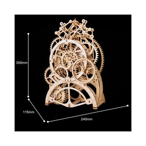 Pendulum clock with winding mechanism
